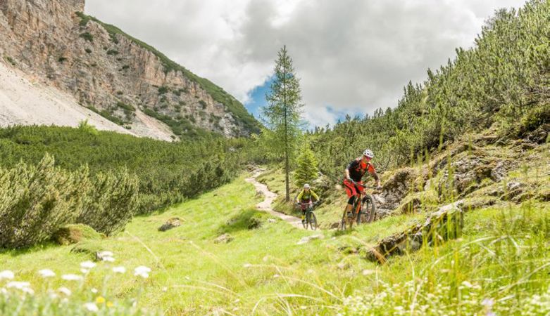 mtb-touren-suedtirol-1[2]